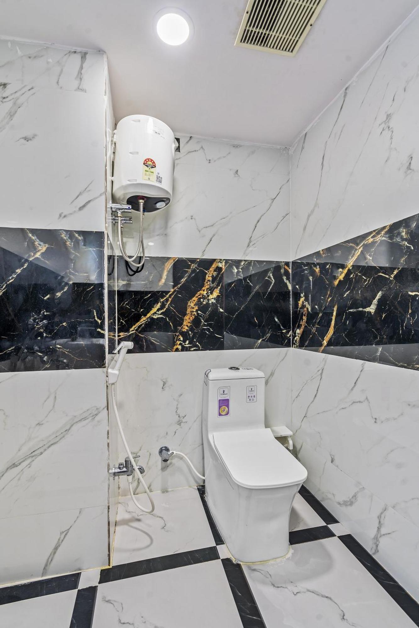 Hotel Sm Deccan Park 샴샤바드 외부 사진