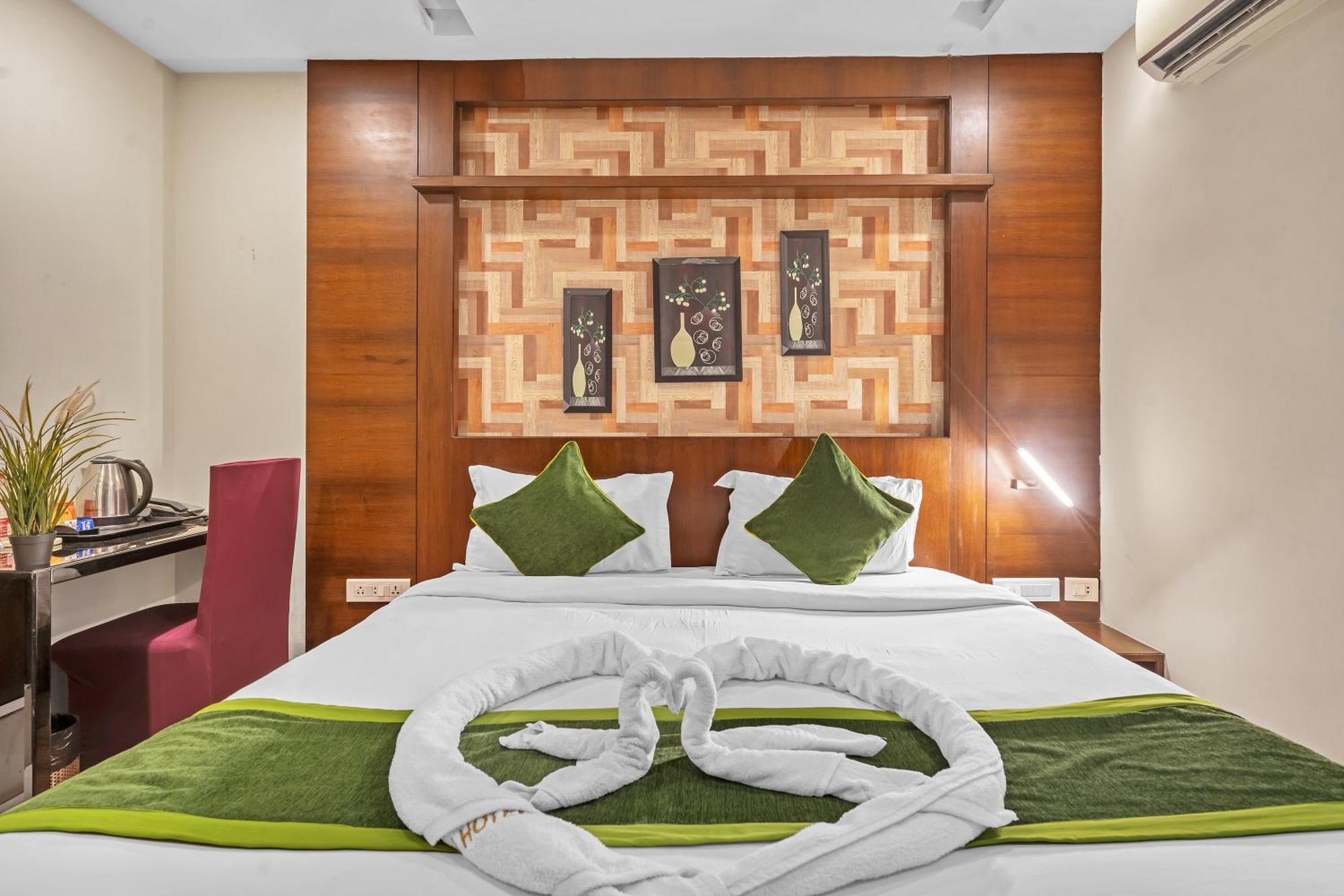Hotel Sm Deccan Park 샴샤바드 외부 사진